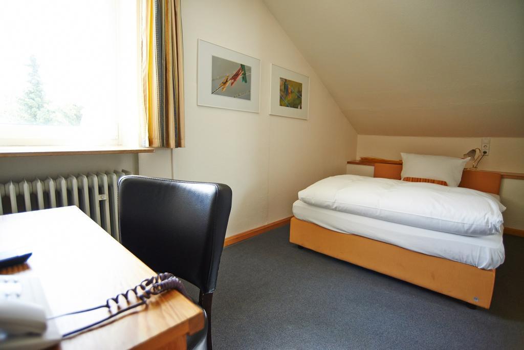Landgasthof Laeuterhaeusle 3*